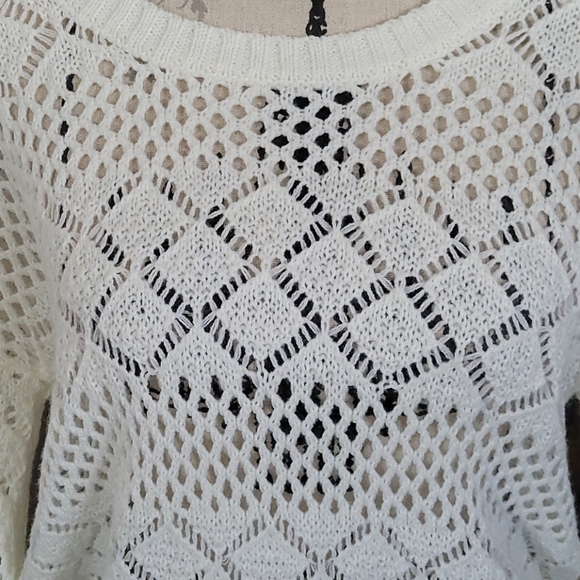 Pink Rose sweater XL - Picture 3 of 5